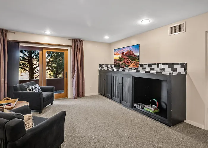 Furnished Patio & Views: West House! *